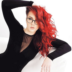 An impressive collection of redhead chicks in glasses - 65 pics