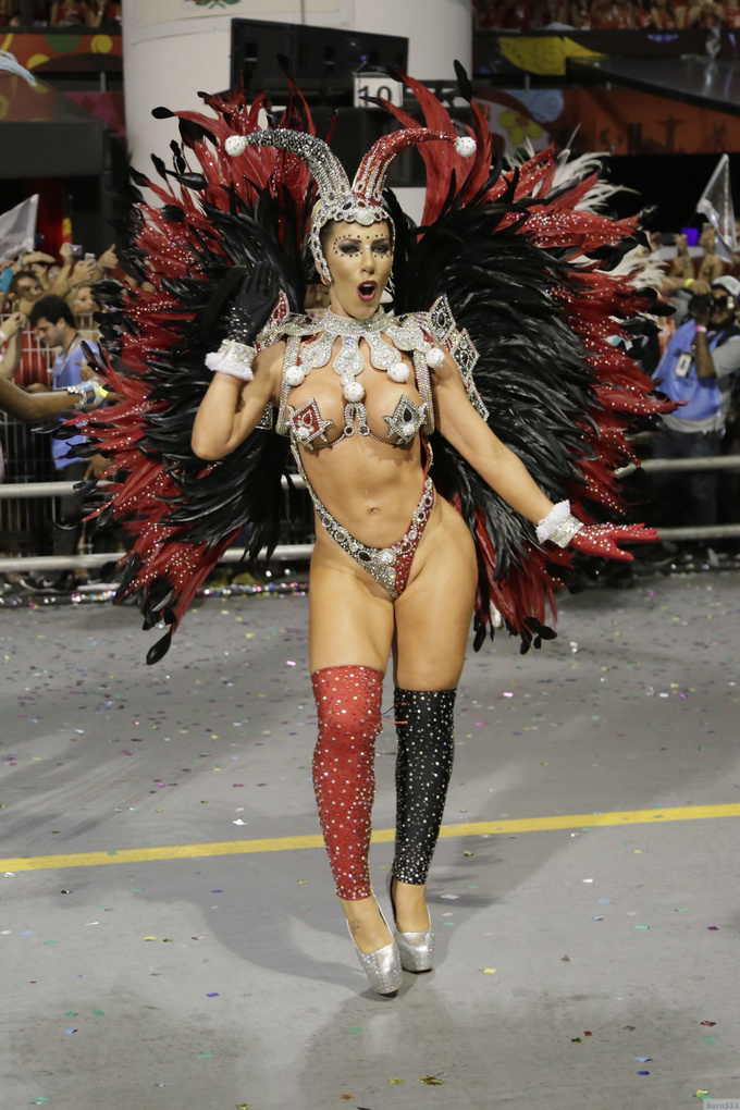 Scorching Hot Carnival Beauties Pic Of 62 