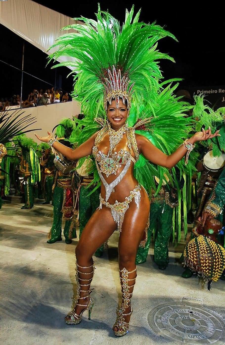 Glamorous Latina Girls On Carnival In Brazil 20 Pic Of 37